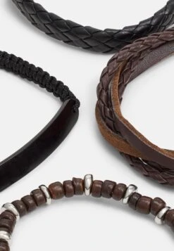 Pier One5 PACK - Armband - Silver-coloured 7 Pier One5 PACK - Armband - Silver-coloured -Macys Butik 0cc5c70ea86e4ffcbe05e2d3fc799769