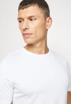 Pier One7 PACK - T-shirt - Bas - White/blue/green 15 Pier One7 PACK - T-shirt - Bas - White/blue/green -Macys Butik 250428b12b8d4cafaf02bd6331fda98c