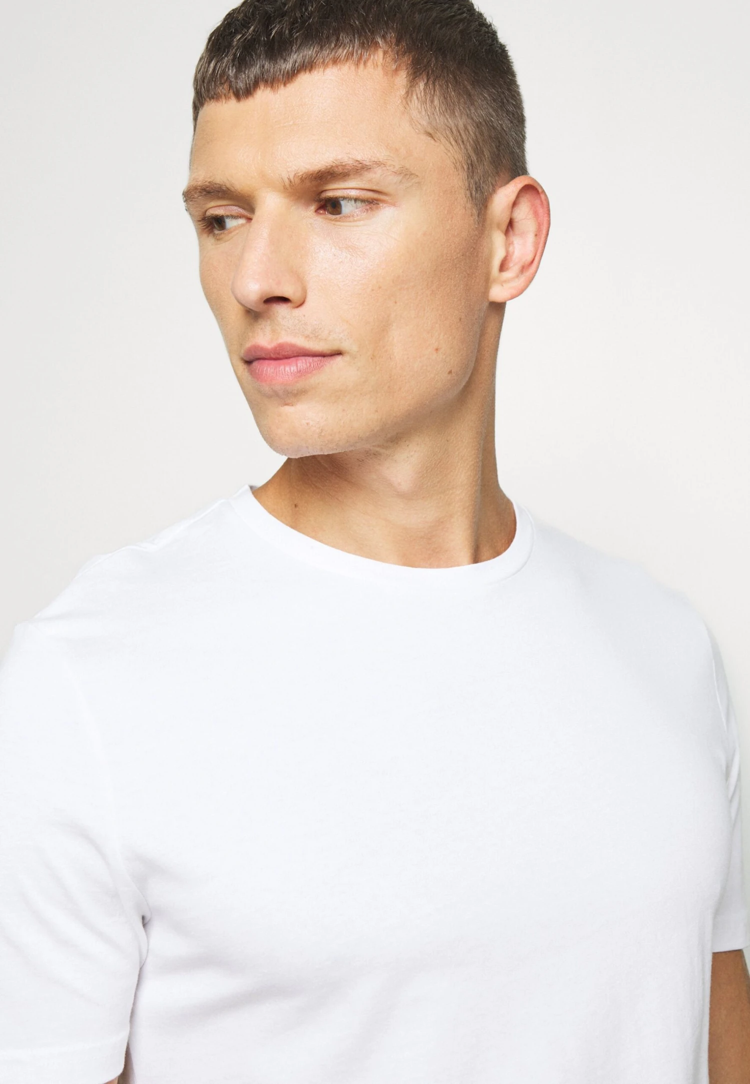 Pier One7 PACK - T-shirt - Bas - White/blue/green 9 Pier One7 PACK - T-shirt - Bas - White/blue/green - Bild 7