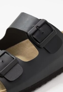 Pier OneUNISEX - Tofflor & Inneskor - Black 17 Pier OneUNISEX - Tofflor & Inneskor - Black -Macys Butik 2c1088e9c35241008f77393ded163426