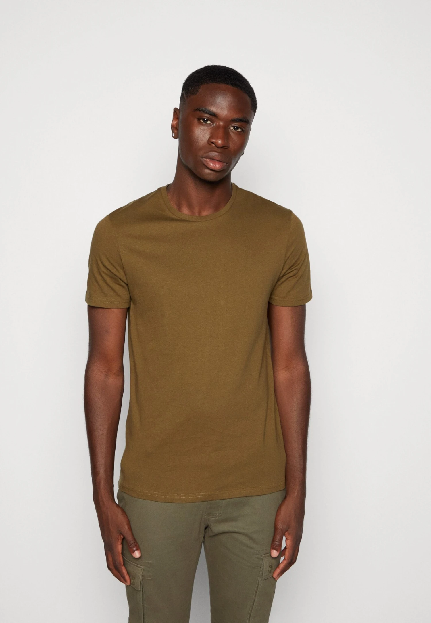 Pier OneUNISEX 5 Pack - T-shirt - Bas - Black /dark Blue/dark Green 9 Pier OneUNISEX 5 Pack - T-shirt - Bas - Black /dark Blue/dark Green - Bild 7