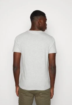 Pier OneUNISEX 5 Pack - T-shirt - Bas - Black /dark Blue/dark Green 13 Pier OneUNISEX 5 Pack - T-shirt - Bas - Black /dark Blue/dark Green -Macys Butik 60b09e26f77f493d9bfaf26534a8018b