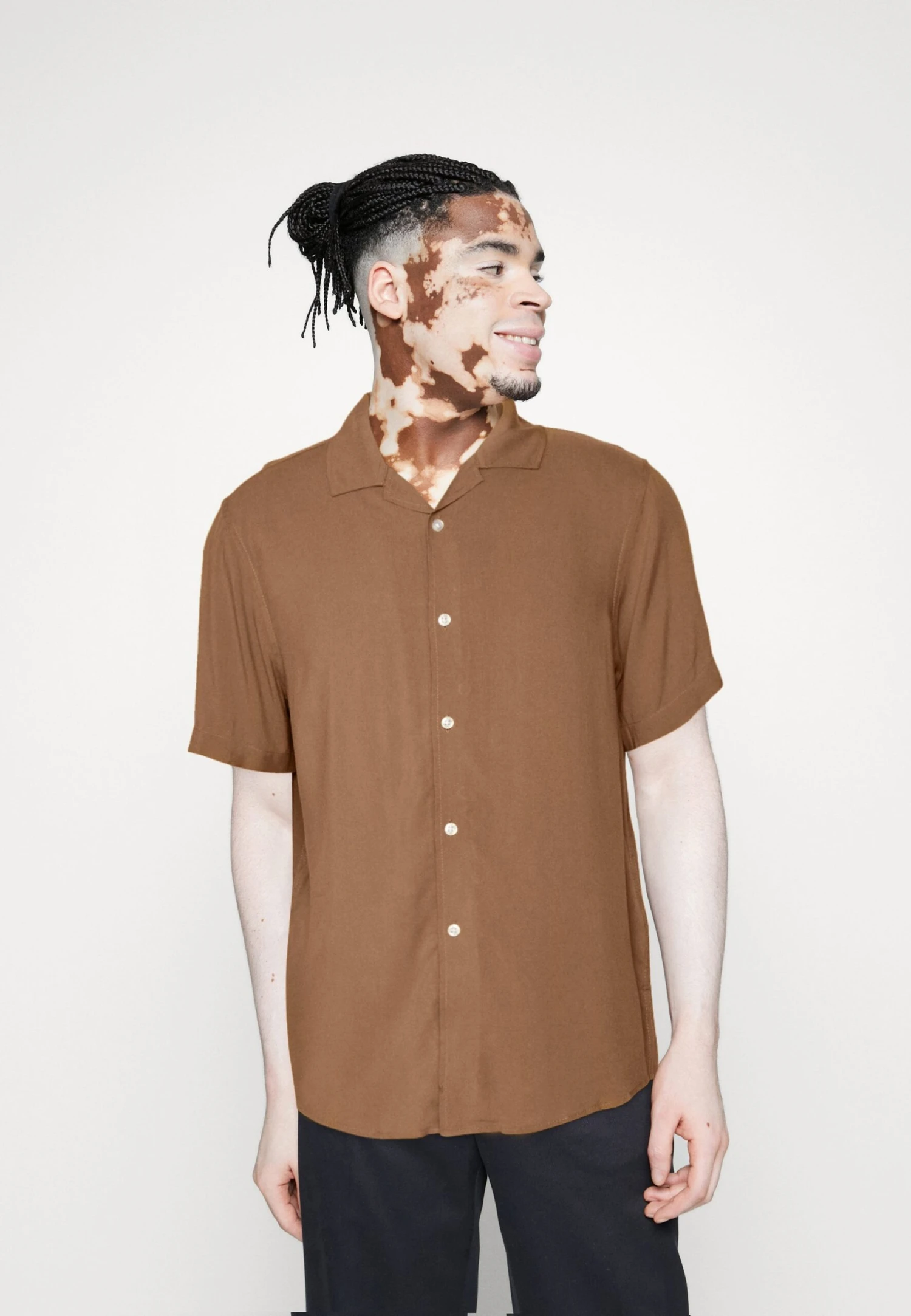 Pier One3 PACK - Skjorta - Beige/black/white 4 Pier One3 PACK - Skjorta - Beige/black/white - Bild 2