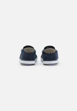 Pier OneUNISEX - Sneakers - Dark Blue -Macys Butik 6ef35402e6874213ab2a07f1503526e4
