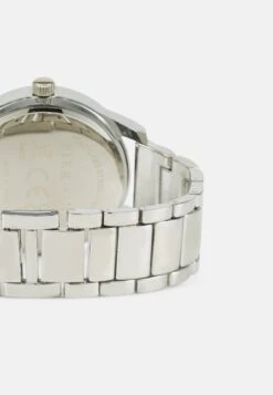 Pier OneSET - Klocka - Silver-coloured 11 Pier OneSET - Klocka - Silver-coloured -Macys Butik 72bbbb99430d4d8cb8ab6ed38164cad1