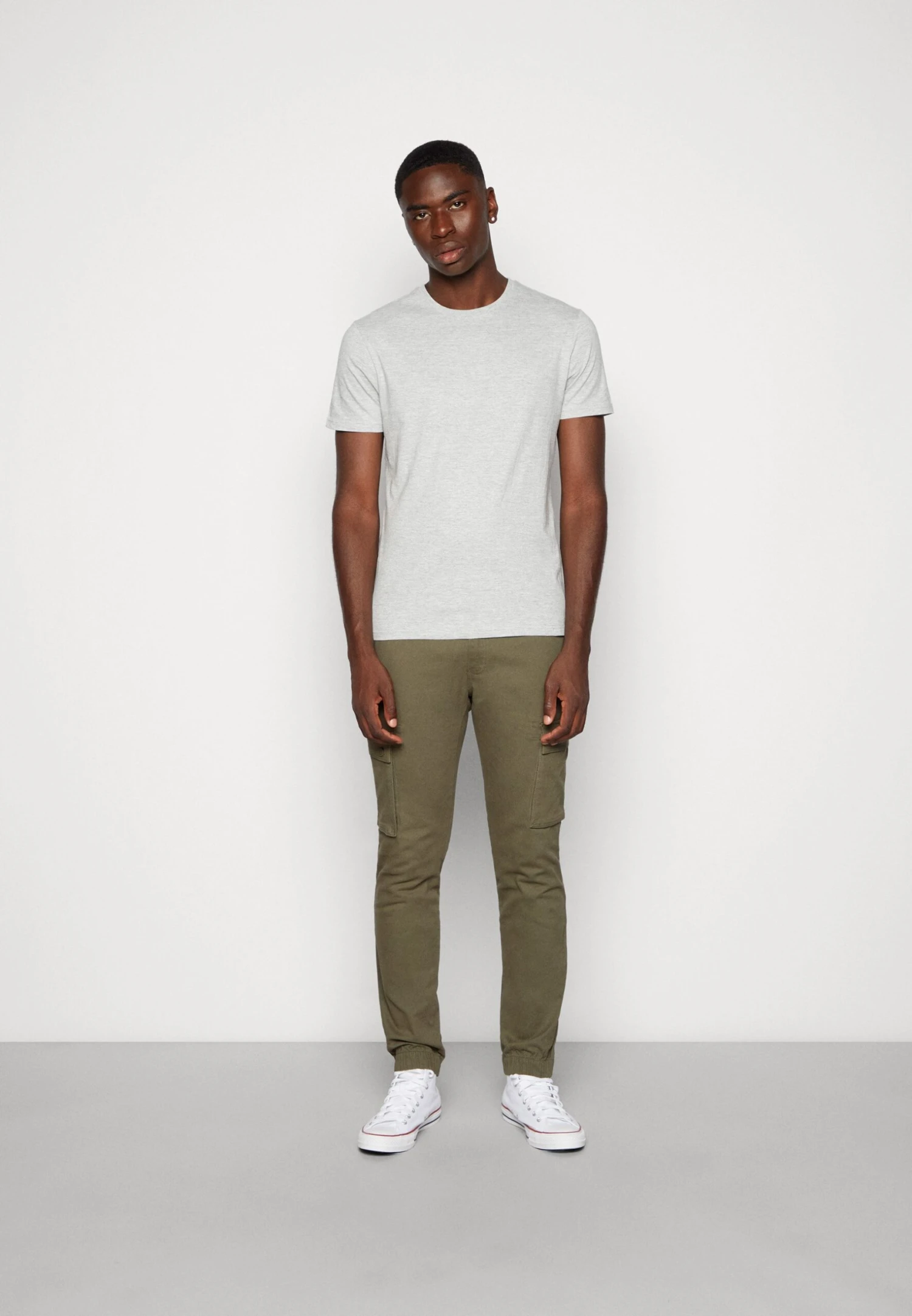 Pier OneUNISEX 5 Pack - T-shirt - Bas - Black /dark Blue/dark Green 3 Pier OneUNISEX 5 Pack - T-shirt - Bas - Black /dark Blue/dark Green