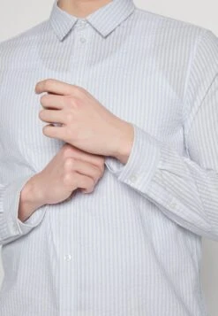 Pier OneSkjorta - White/light Blue 11 Pier OneSkjorta - White/light Blue -Macys Butik 7db8d1883bbd4a878f5fffbc50a8b01e