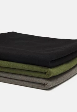 Pier One3 PACK UNISEX - Tubhalsduk - Black, Grey, Olive 8 Pier One3 PACK UNISEX - Tubhalsduk - Black, Grey, Olive -Macys Butik 84f98a206bd54f27bd29605e058c4b38