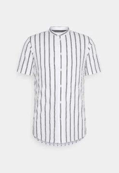 Pier OneSkjorta - Off-white