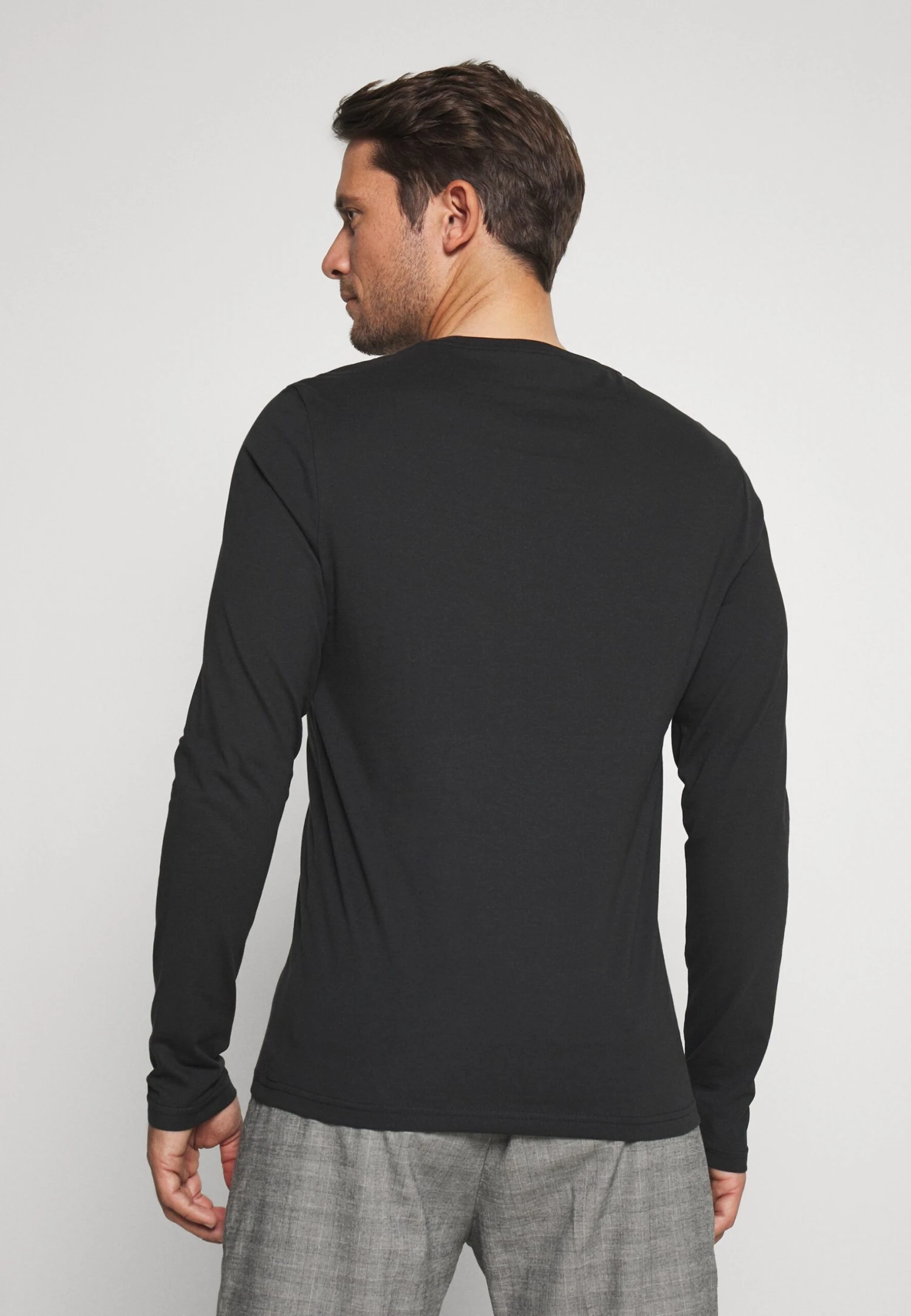 Pier One2 PACK - Långärmad Tröja - White/black 6 Pier One2 PACK - Långärmad Tröja - White/black - Bild 4