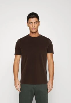 Pier One7 PACK - T-shirt - Bas - Red/silver/royal Blue -Macys Butik b35a1b3d85f04af6862c19f245c7c312