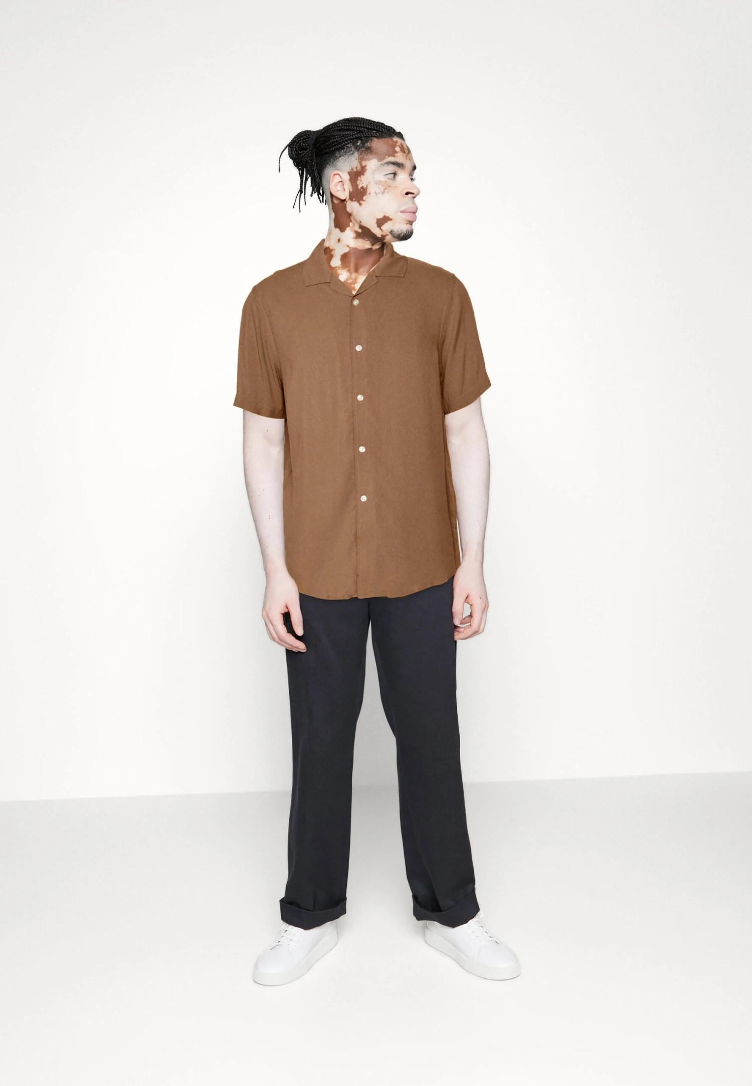 Pier One3 PACK - Skjorta - Beige/black/white 3 Pier One3 PACK - Skjorta - Beige/black/white