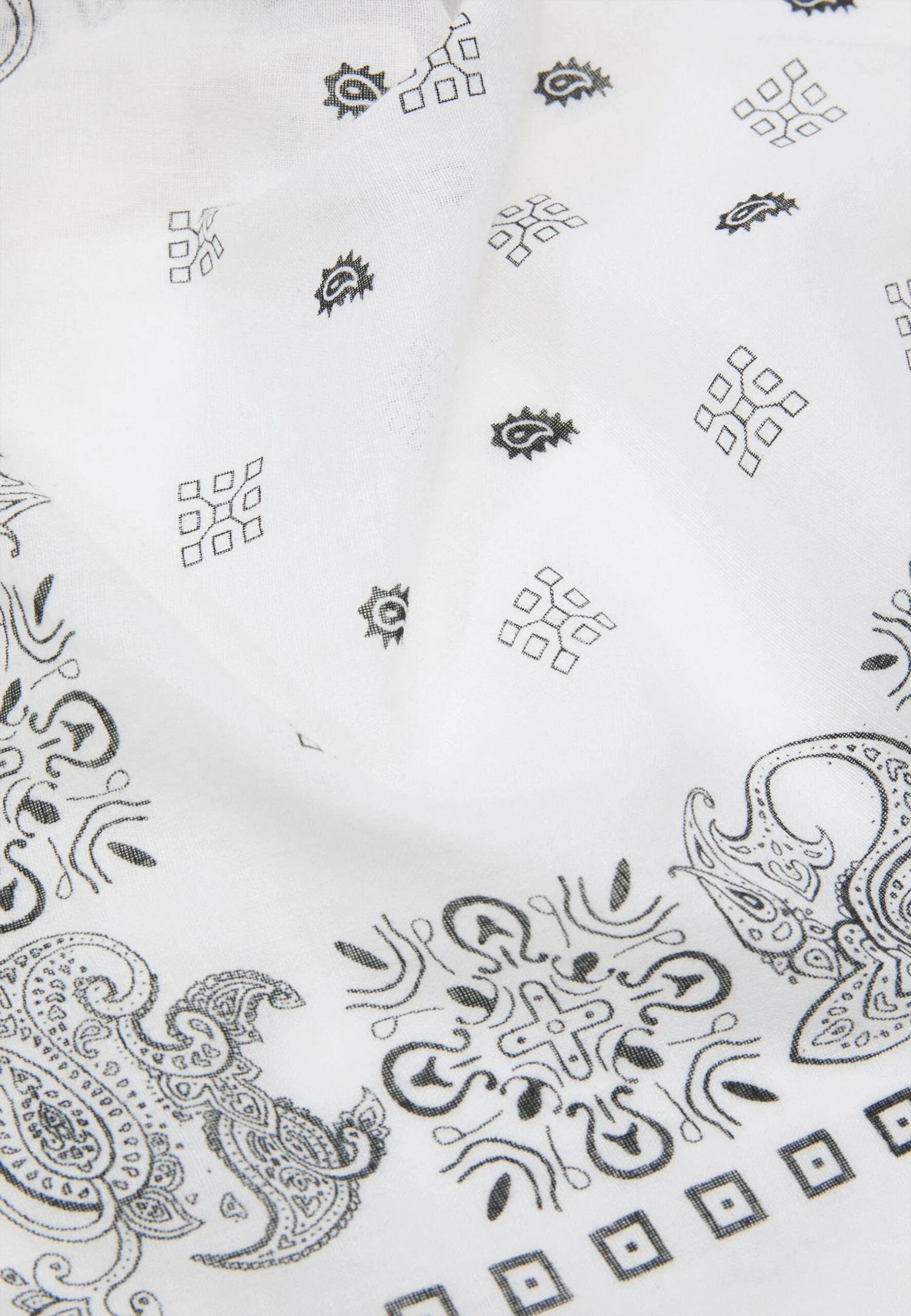 Pier OneBANDANA UNISEX 3 PACK - Scarf - Black/white/beige 4 Pier OneBANDANA UNISEX 3 PACK - Scarf - Black/white/beige - Bild 2