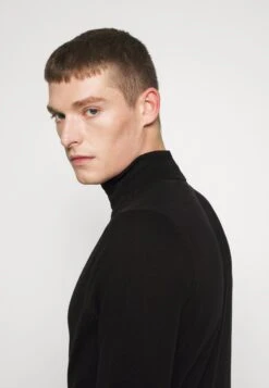 Pier One2 PACK - Stickad Tröja - Black 12 Pier One2 PACK - Stickad Tröja - Black -Macys Butik ba24480cf8154010bec41b201027e1a6