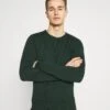 Pier OneBASIC CREWNECK - Stickad Tröja - Mottled Dark Green