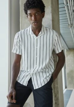 Pier One2 PACK - Skjorta - Black/white -Macys Butik e9850c2e54ca4eb6b01614842b047075