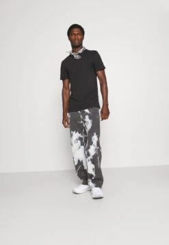 Pier One3 PACK - T-shirt - Bas - Black/mottled Dark Grey/bordeaux